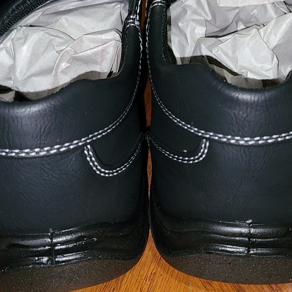 Womans black Loafers